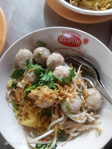 MIE KOCOK MANG NANANG TEA