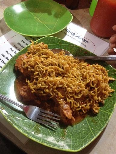 MIE TULANG PAK ANAN