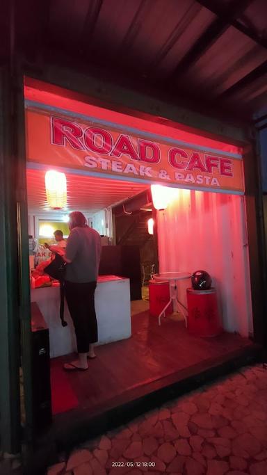 ROAD CAFE STEAK & PASTA