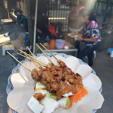 SATE MARANGGI & AYAM