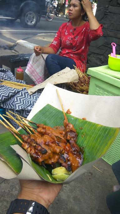 SATE MARANGGI & AYAM