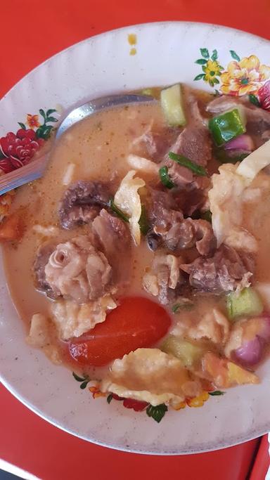 SOP KAKI KAMBING OLEH GUNDUL