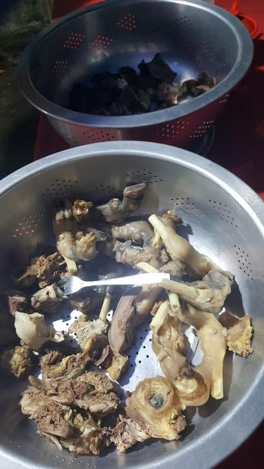 SOP KAKI KAMBING & SAPI 999 DUA SAUDARA