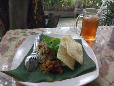 PECEL MADIUN RACIKAN JAWA