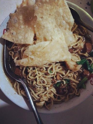 MIE AYAM IDAMAN ( MIE AYAM BAKSO)