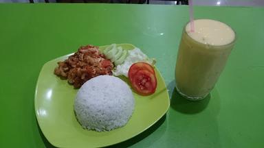 AYAM GEPREK DJUONE FOOD & CAFE