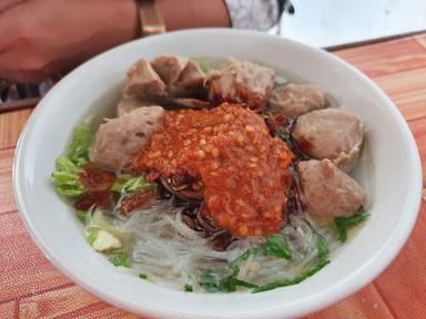 BAKSO GOYANG LIDAH PAK DHE