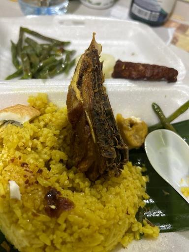 NASI KUNING MARTINA