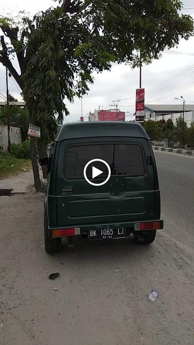 ZARATHUSTRA PIZZA CABANG KAMPUNG LALANG