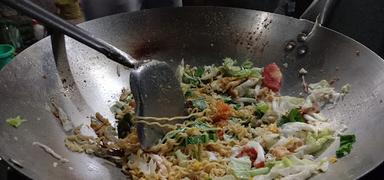 NASI GORENG TAK TERDUGA