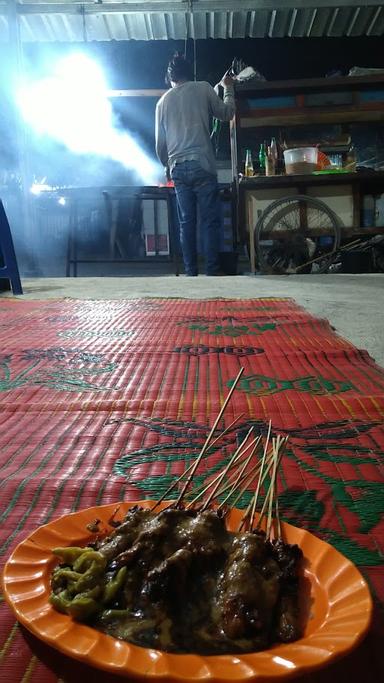 SATE AYAM MADURA