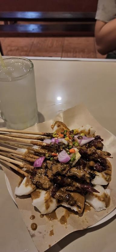 SATE PAK SUGI NJENGGLONG