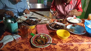 SATE KAMBING IBU TATI