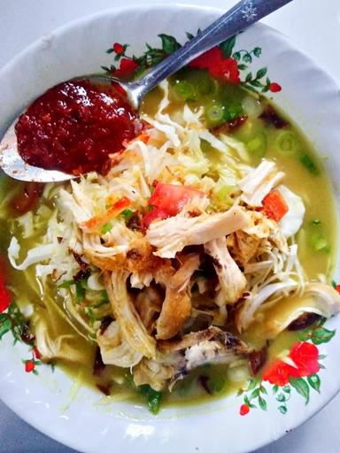 SOTO AYAM LONTONG SUSUKAN AGUNG