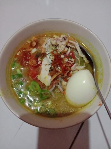 SOTO AYAM LONTONG SUSUKAN AGUNG