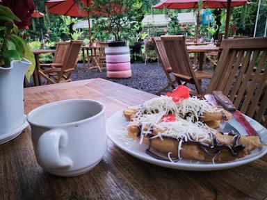 CAFE KEBUN PENGLIPURAN