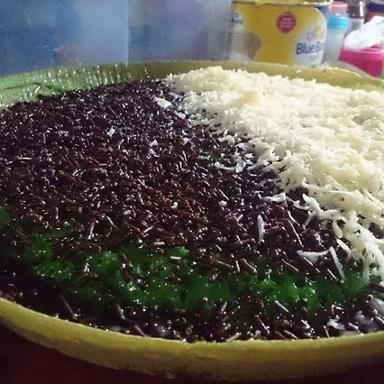 MARTABAK N TERANG BULAN DONI