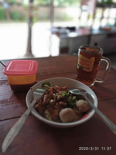 MIE AYAM BAKSO SOLO MAS PAY