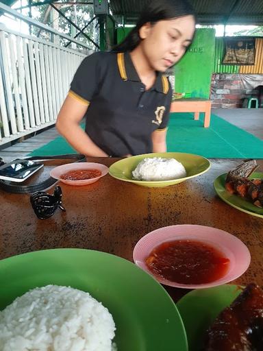 WARUNG LESEHAN 66