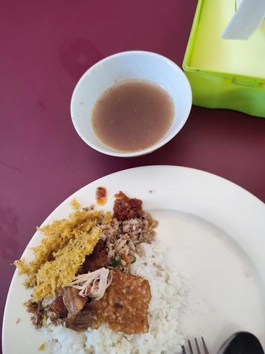 WARUNG NASI PAK KAREB