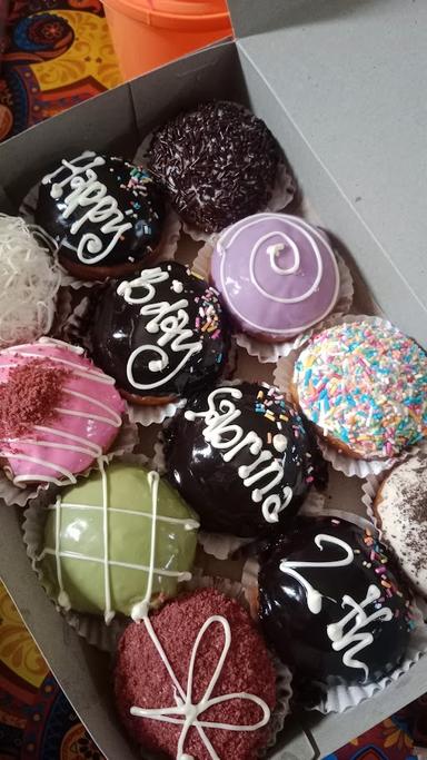 RUMAH DONAT MBAK IFA