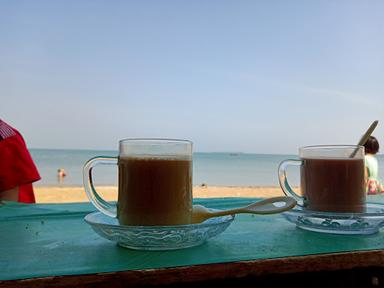 COFFEEKU WARUNG TEPI PANTAI