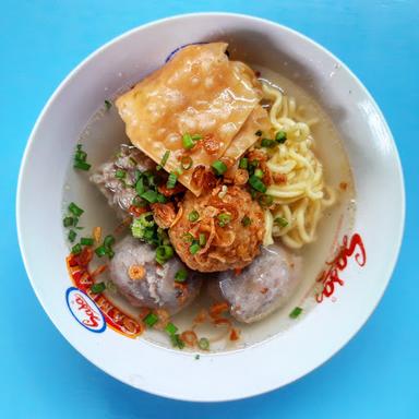 BAKSO MORO JOYO (CAK TUKIRAN)