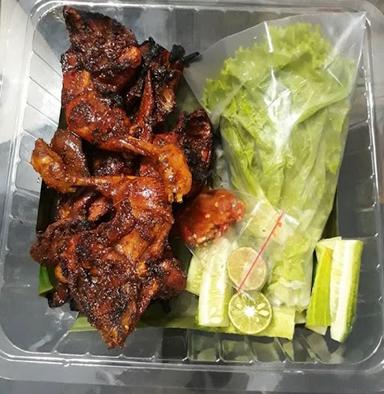 AYAM BAKAR AJA