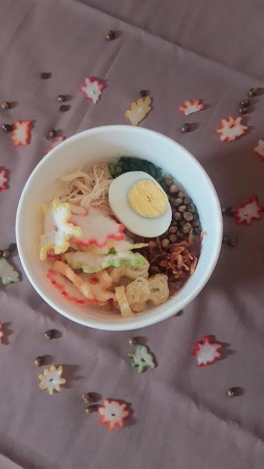 BUBUR AYAM NYOBIAN