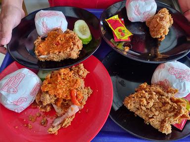 AYAM MROTHOL SEPANG SAFIRA