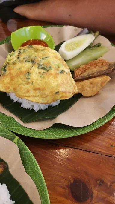 NASI TEMPONG MAS FEB