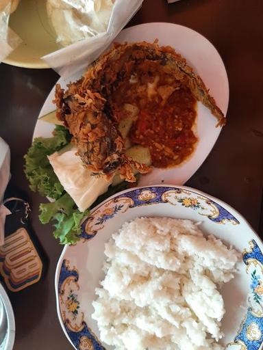 PECEL LELE SAMBEL GAMI & SOTO TANGKAR ABAH HAJI