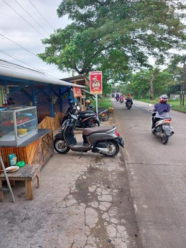 KEDAI SEBLAK TEH NANA