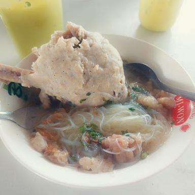 BAKSO MAS EKO RAWASIKUT