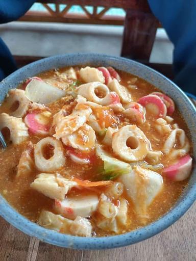 BAKSO & SEBLAK WARPAT (WARUNG PAK ATIM)