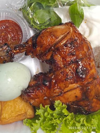 AYAM BAKAR ZANDEWI