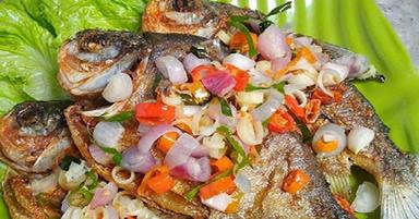 IKAN BAKAR 69 'PADANG WULAN'