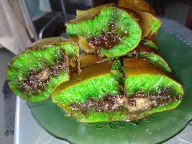 MARTABAK REJEKINUN