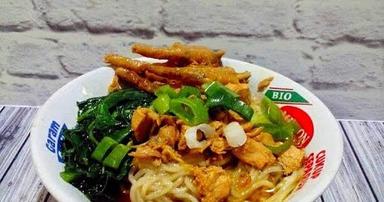 MIE AYAM CEKER CEKER TEGALWANGI