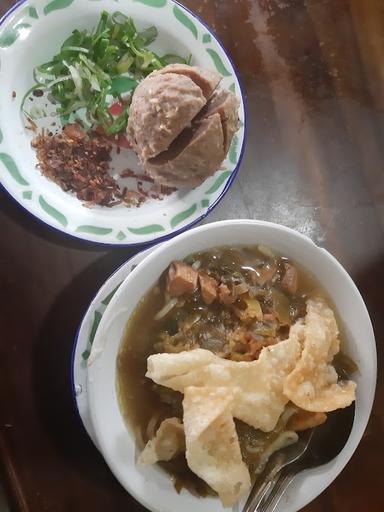 WARUNG PANGSIT & BAKSO MAS DODI