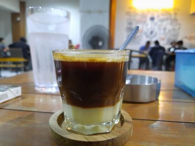 KEDAI KOPI DBAZZ