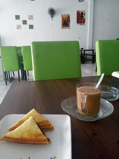 WARKOP KOPI TIAM