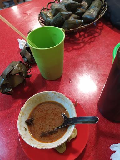 HIDANGAN COTO ANGING MAMMIRI MAKASSAR