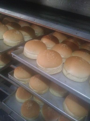 RUMAH BURGER MAKASSAR