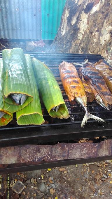 IKAN BAKAR 21 JASMINE