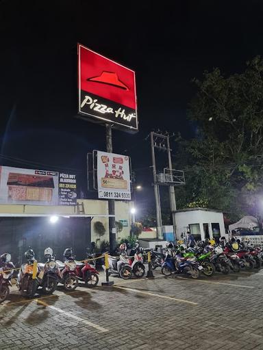 PIZZA HUT RESTORAN