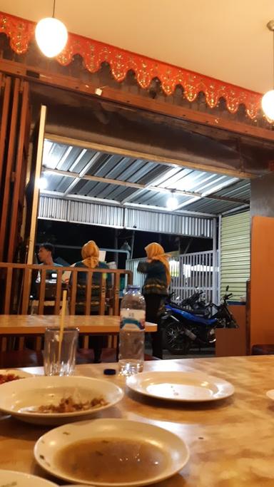 WARUNG MAKAN AYAM BALAP