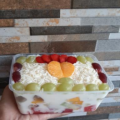 GRETZ FRUIT SALAD (SALAD BUAH SEGER)