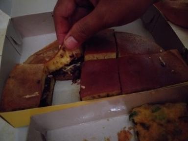 MARTABAK HAWAII GELURAN (TAMAN PONDOK JATI)