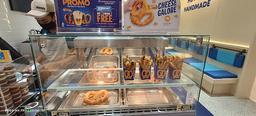 AUNTIE ANNE'S, GAJAH MADA PLAZA